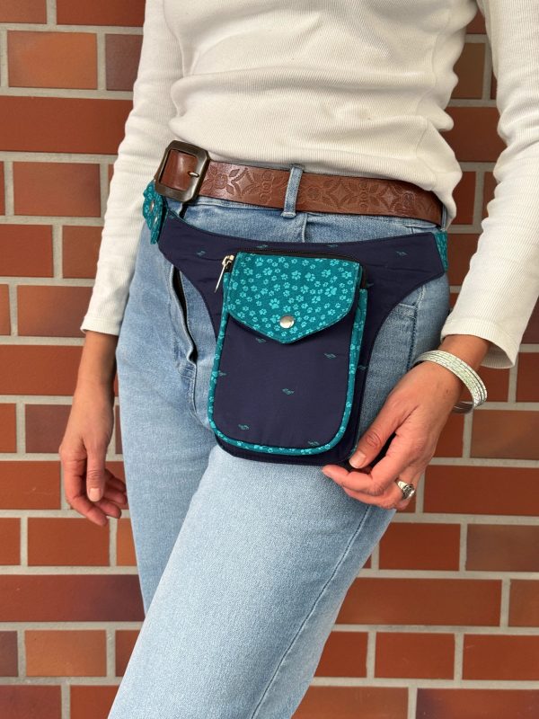 Kleine Gassi-Tasche (Stoff mit Pfoten Muster) Hamburg 703 Schn?ppchen