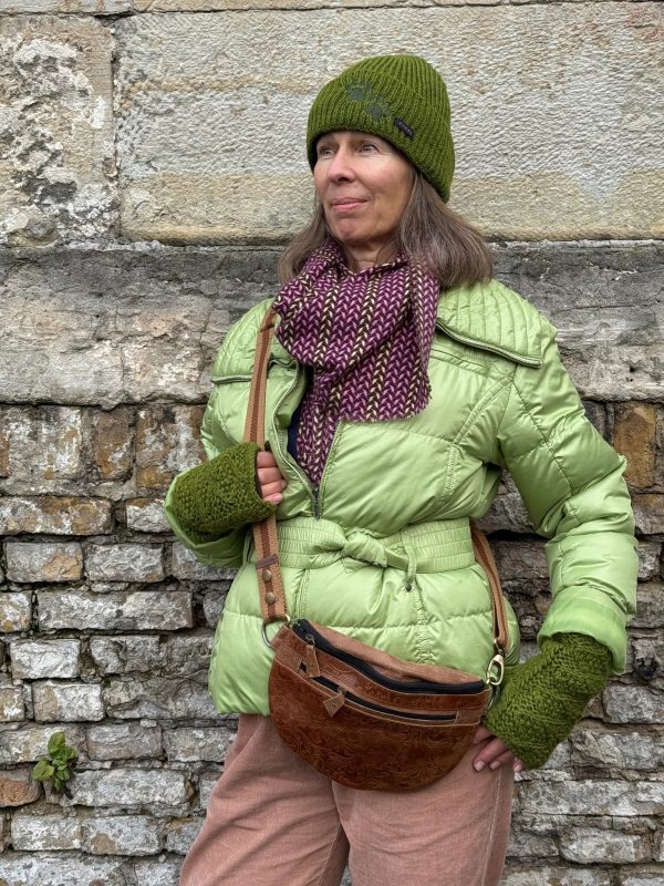 Gassi-Tasche   Crossbodybag aus Leder mit floralem Design - BANGKOK 154 Online – Bild 5