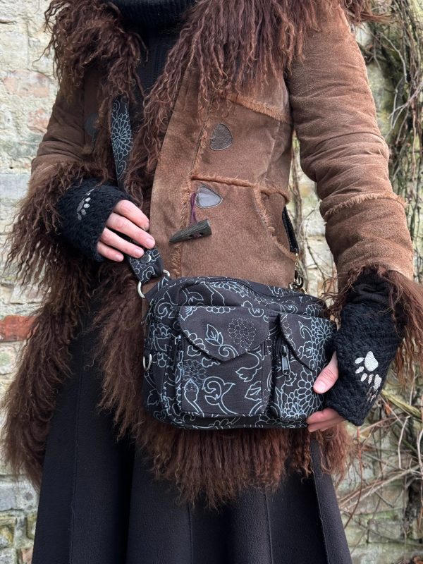 Bauchtasche   Umhängetasche, Gassi-Tasche Berlin 23 Im Angebot