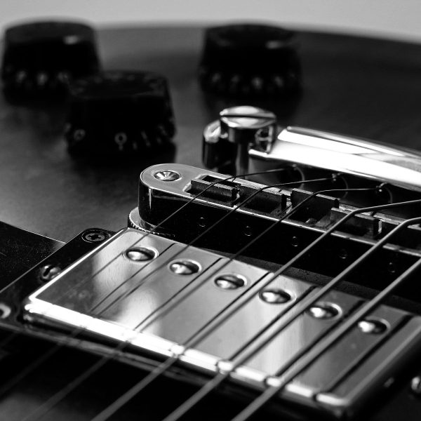 Black and White Guitar Gitarre, Glasbild Quadratisch Schn?ppchen – Bild 5